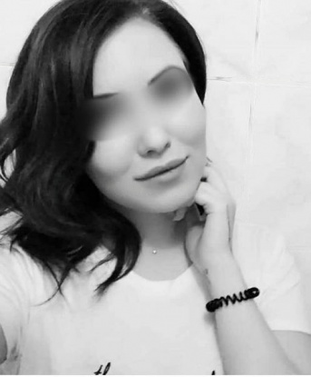 Со мной ты окунешься в мир наслаждения и страсти. Я опытная и всегда готова идти на встречу твоим желаниям. У меня есть много возможностей, которыми я смогу тебя порадовать – от ласкового массажа до разнообразных игр и экспериментов в постели. В Москве я уже много лет и знаю все лучшие места и возможности, чтобы сделать наше свидание незабываемым. Отзывы обо мне говорят сами за себя – я стараюсь быть лучшей для каждого моего клиента. Ты не пожалеешь о своем выборе, обещаю 😉 Посмотри мои фото и смс мне в Москве, чтобы мы начали нашу незабываемую встречу. 🌹💋🔥 Римма