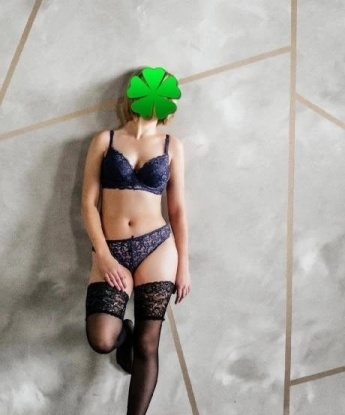 Моя кожа нежная, как шелк, и мои губы сладкие, как спелый фрукт. 💋 В моих объятиях ты почувствуешь всю страсть и нежность, которую я с удовольствием подарю тебе. Я могу быть твоей нежной любовницей или горячей игривой кошечкой - все зависит от тебя и твоих желаний. Мои услуги включают искусное массажное и стриптиз-шоу, глубокий минет и разнообразные эксперименты в постели. 🌟 У меня есть место в Москве, где мы сможем встретиться и насладиться друг другом без посторонних глаз. Чтобы узнать больше и увидеть мои фото, просто дай мне знать, и я с радостью поделюсь всем с тобой. Жду твоего звонка, чтобы воплотить все твои фантазии в реальность. ❤️ Маргарита